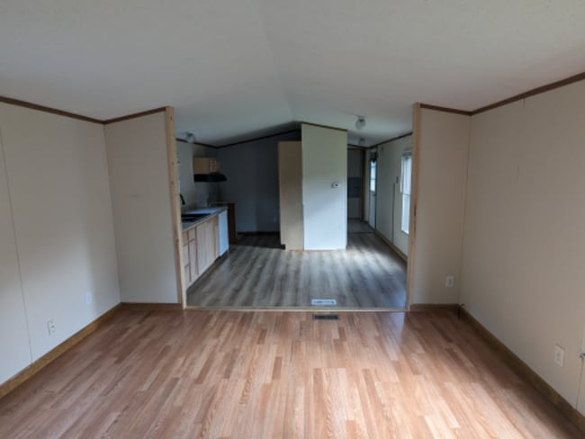 Photo - 291 Moses Ln