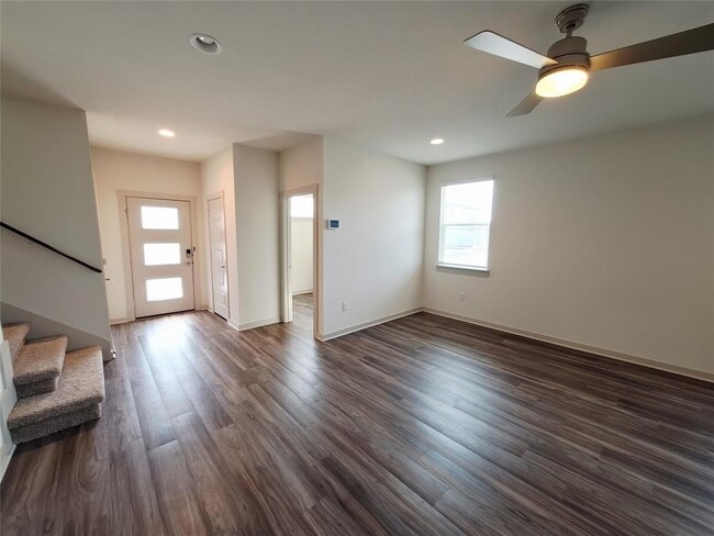 Photo - 7700 Linnie Ln