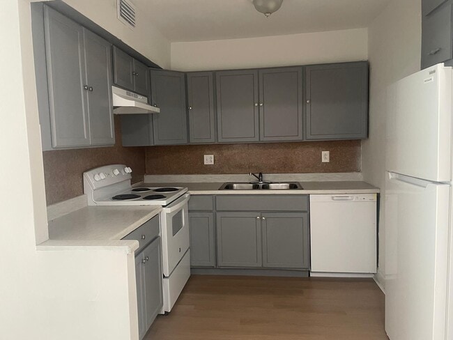 Photo - 2029 NW 46th Ave Unit E107