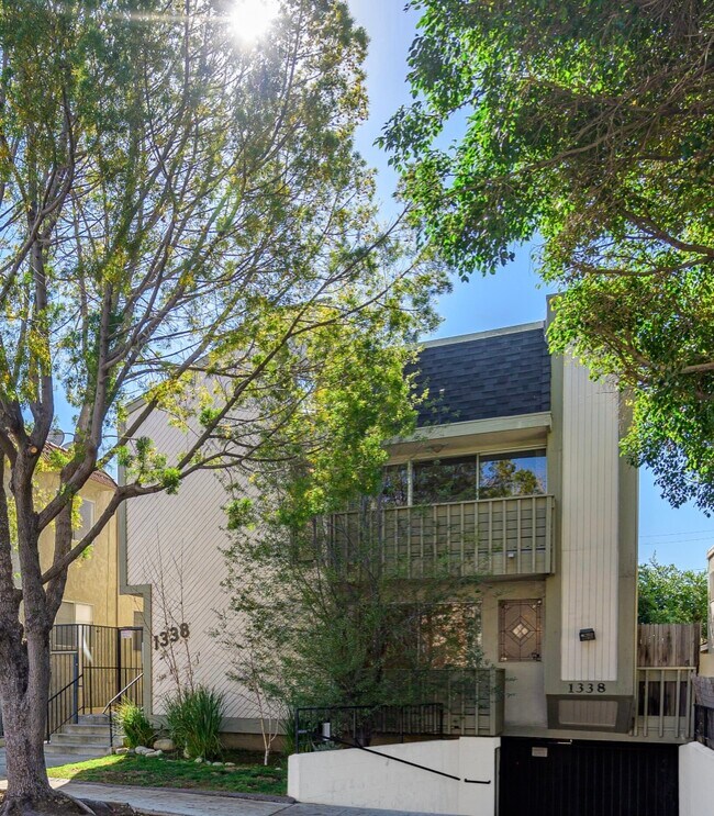 Front View - 1338 Harvard St