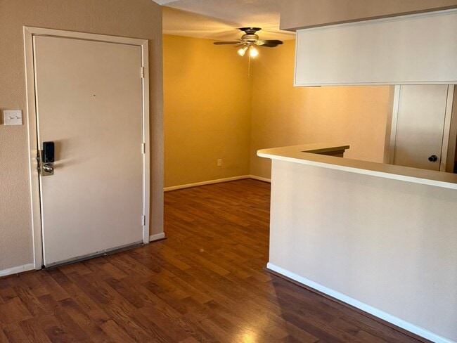 Photo - 9000 Bissonnet St Unidad 512