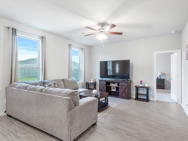 Photo - 10811 Violet Bloom Dr