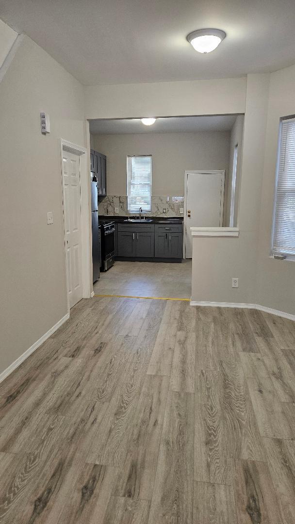 Photo - 214 S Edgewood St