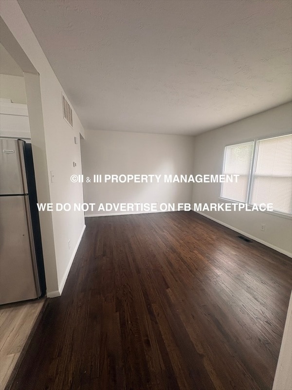 Photo - 731 W 25th St