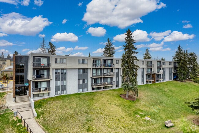 Photo - Bonaventure Apartments