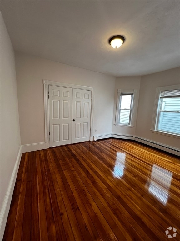 Building Photo - 43 Louis St Unit 3 Rental
