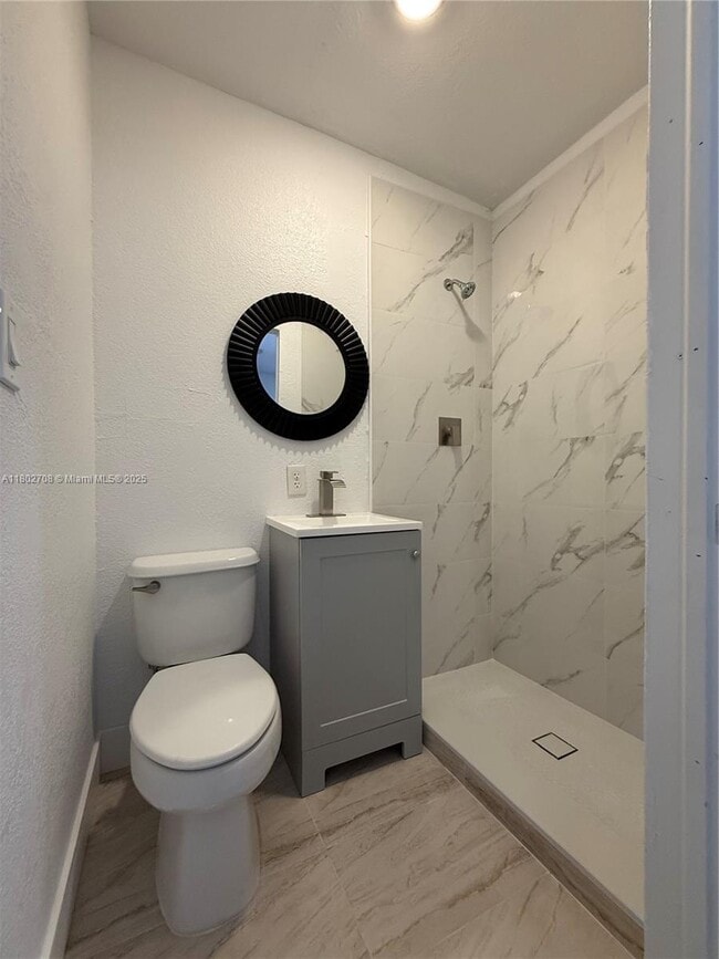 Building Photo - 2460 NW 61st St Unit B Rental