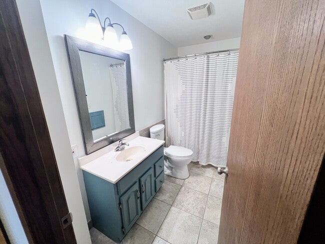 Photo - 4651 Manchester Rd