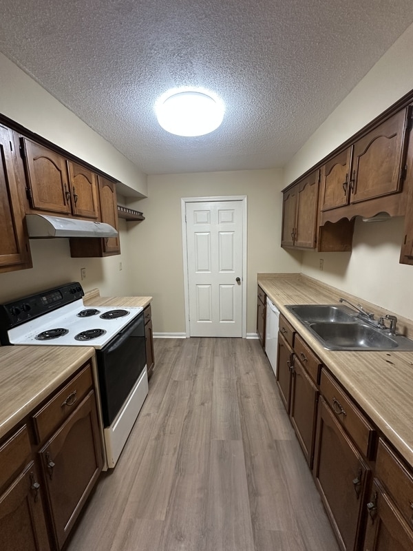 Photo - 2961 Charlestowne Pl