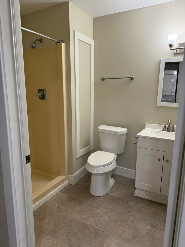 Photo - 210 S Eaton St Unit 4