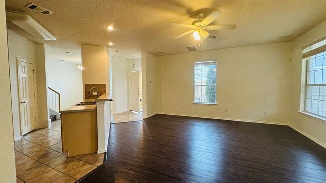 Photo - 16100 S Great Oaks Dr Unidad 2903