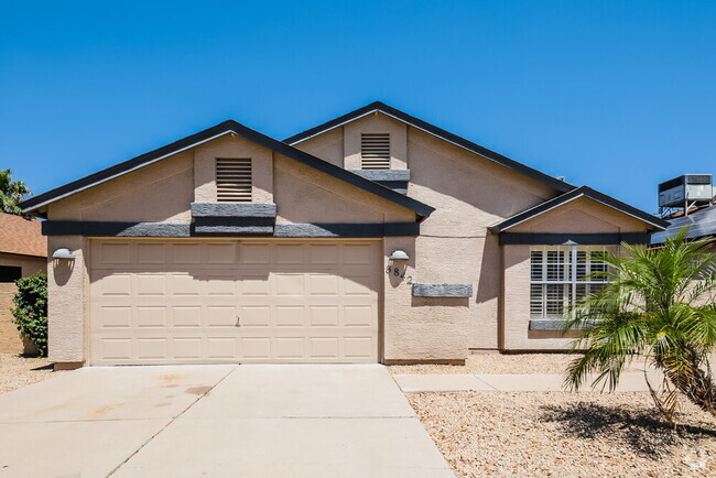 Building Photo - 8842 W Grovers Ave Rental