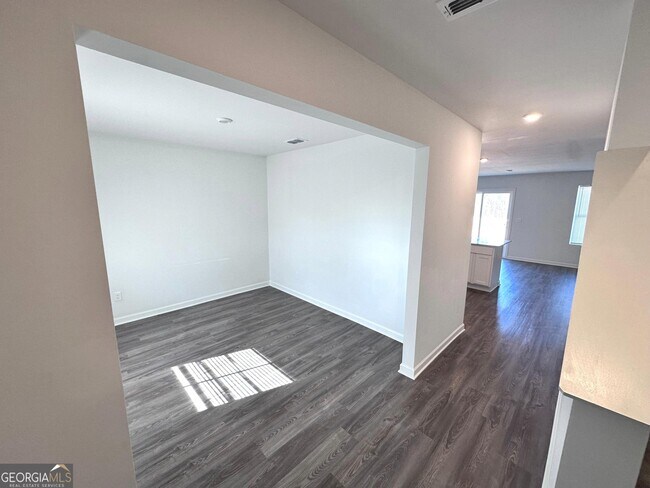 Photo - 536 Pemberton St