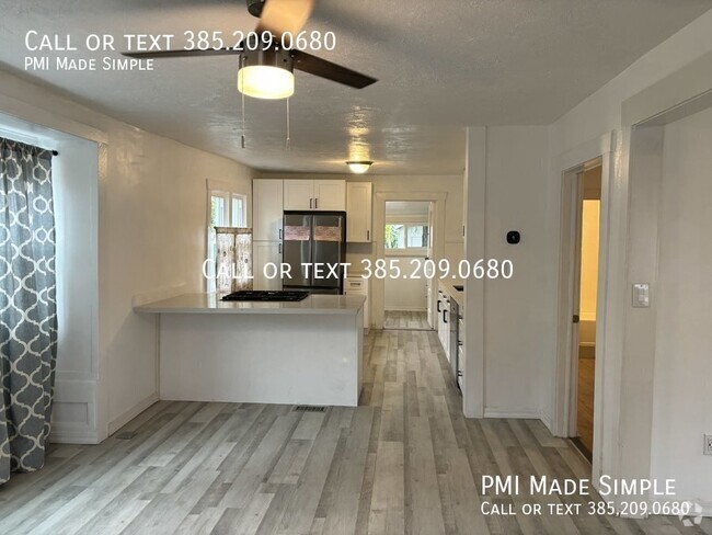 Building Photo - 526 Hawthorne Ave S Rental