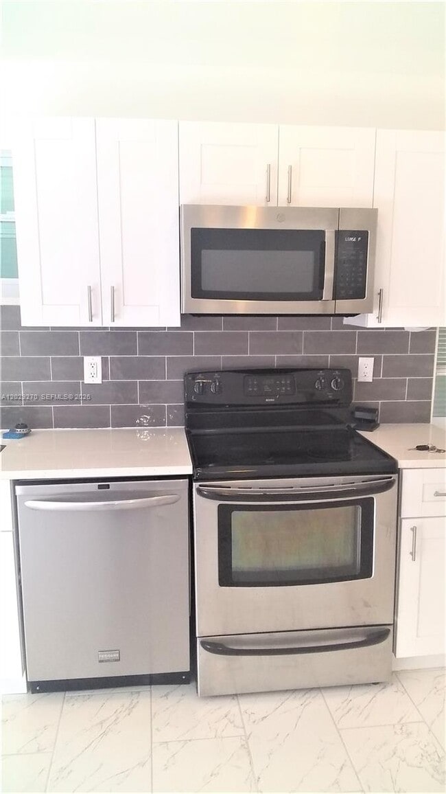 Photo - 710 52nd St