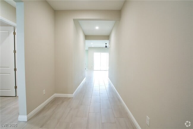 Building Photo - 9057 Skye Treeline St Rental