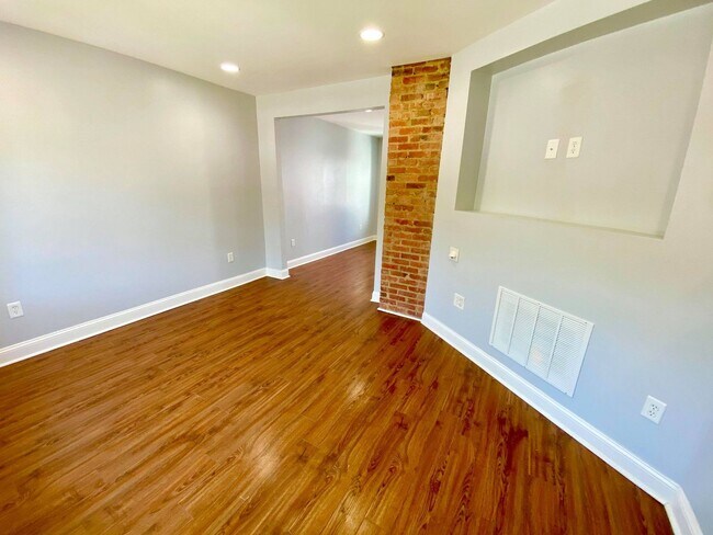 Photo - Charming 2bed/2ba Dundalk Townhome!