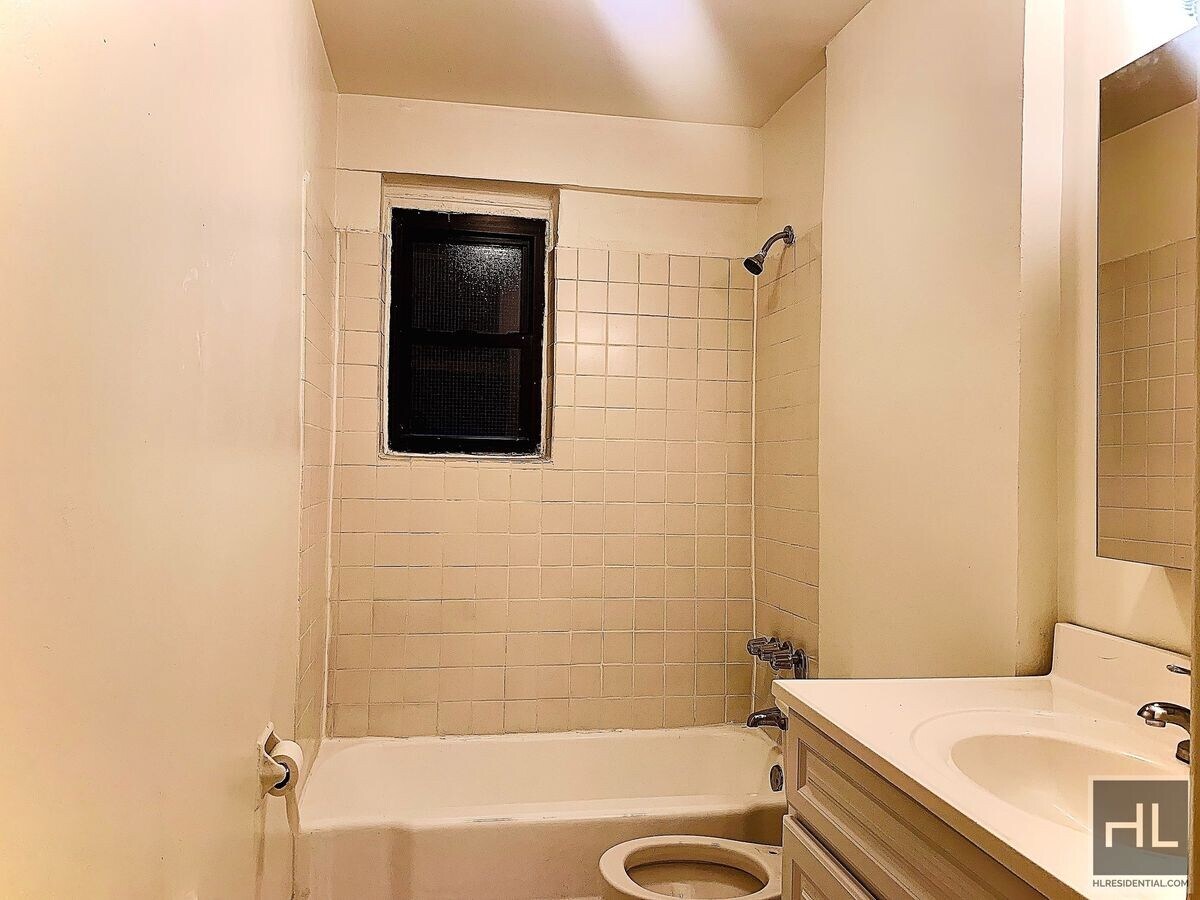 Photo - EAST 36 STREET Unit 4E