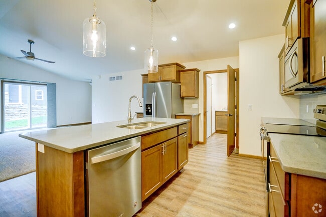 Building Photo - 440 Odyssey Ct Rental