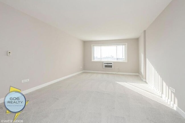 Building Photo - 0 bedroom in Chicago IL 60707 Unit 2E
