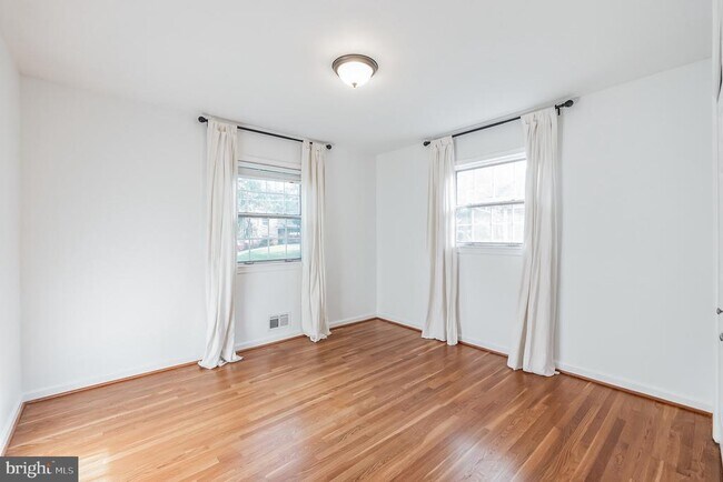 Photo - 6704 Buttermere Ln