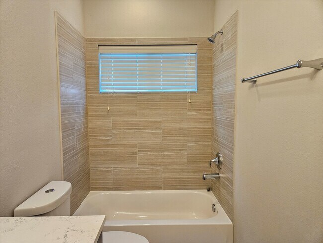 Photo - 2621 Hutchins St