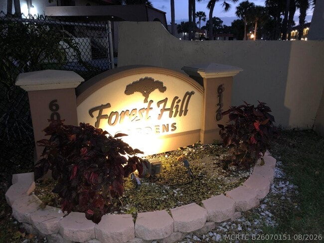 Building Photo - 6112 Forest Hill Blvd Unit 105