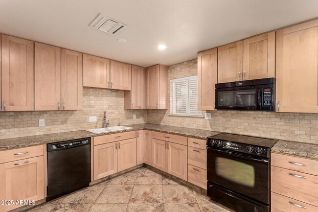 Photo - 1320 S Beck Ave