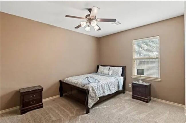 Photo - 3021 Towers Pkwy