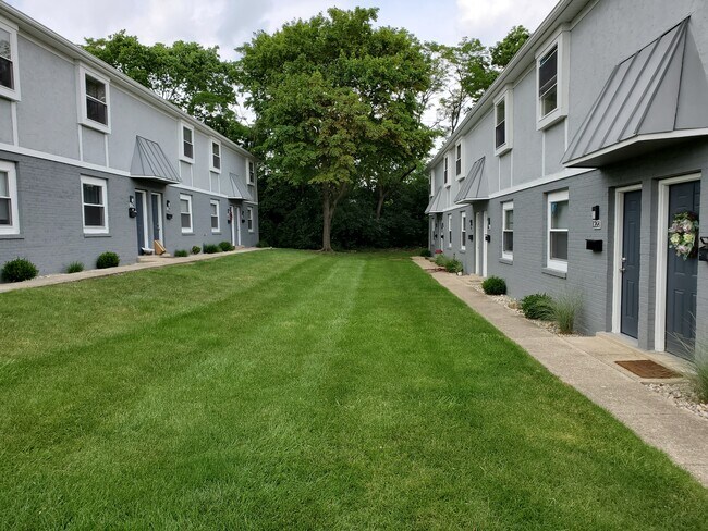 Photo - 1263 Old Henderson Sq