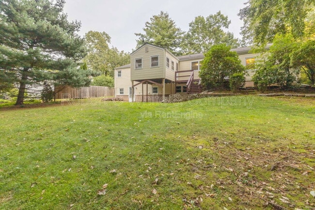 Photo - 427 Graham Rd