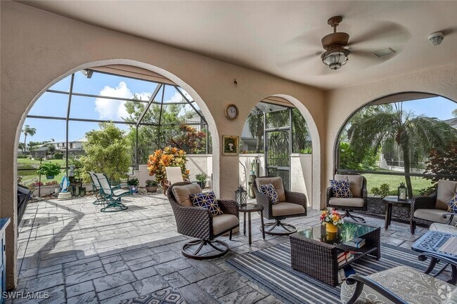 Building Photo - 27581 Hacienda E Blvd Rental