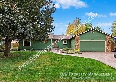 Building Photo - Recently Updated 4 Bed 3 Boise Home w/Atta...