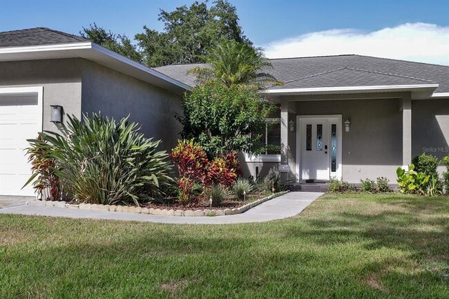 2437 Swordfish Ln