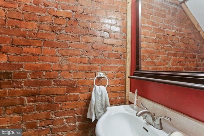 Photo - 1116 Monroe St NW