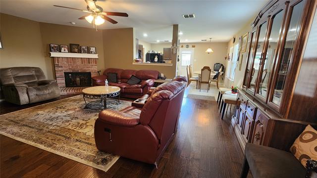 Photo - 6613 Longleaf Ln