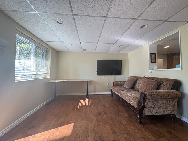2955 Pasture Cir