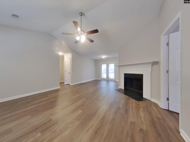 Photo - 14 Iron Spot Cir