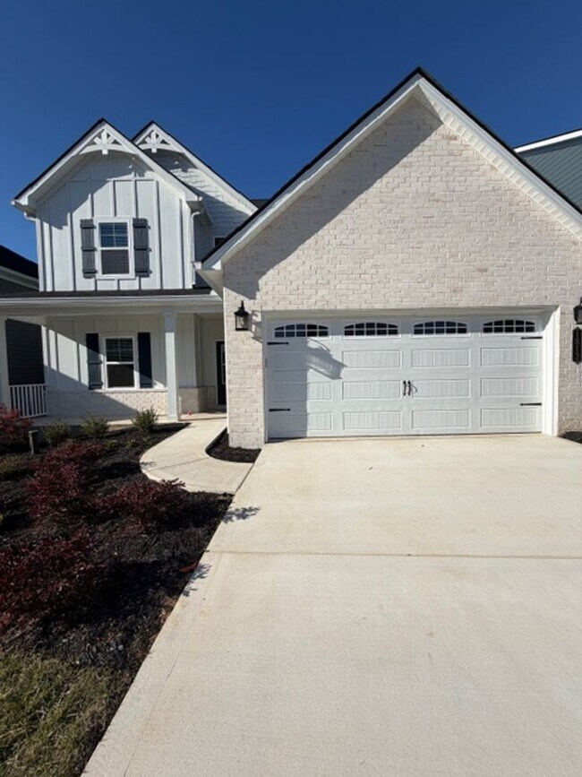 Photo - Maryville 37803 - 4 bedroom 3.5 bath - call Ed Johnson 865-924-5045