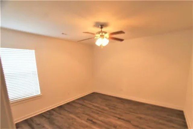 Photo - 637 Hidden Springs Dr