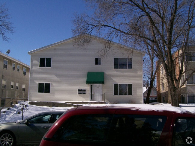 Photo - 2616 Cedar Ave S