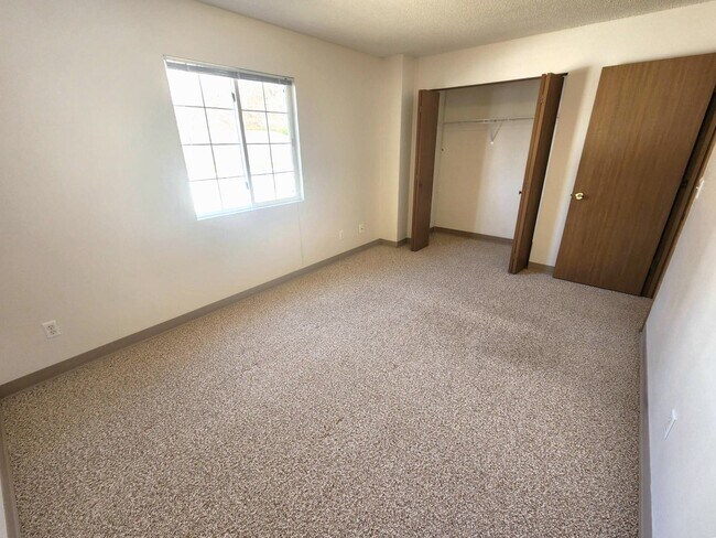 Photo - 923 Boston Way Unit 8