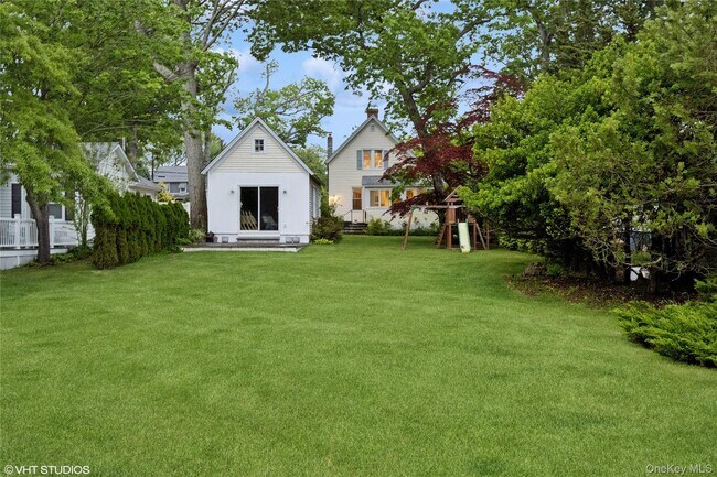 Photo - 3725 Wickham Ave