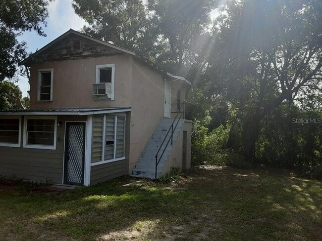 Building Photo - 414 1/2 S Miami St Unit Apt A