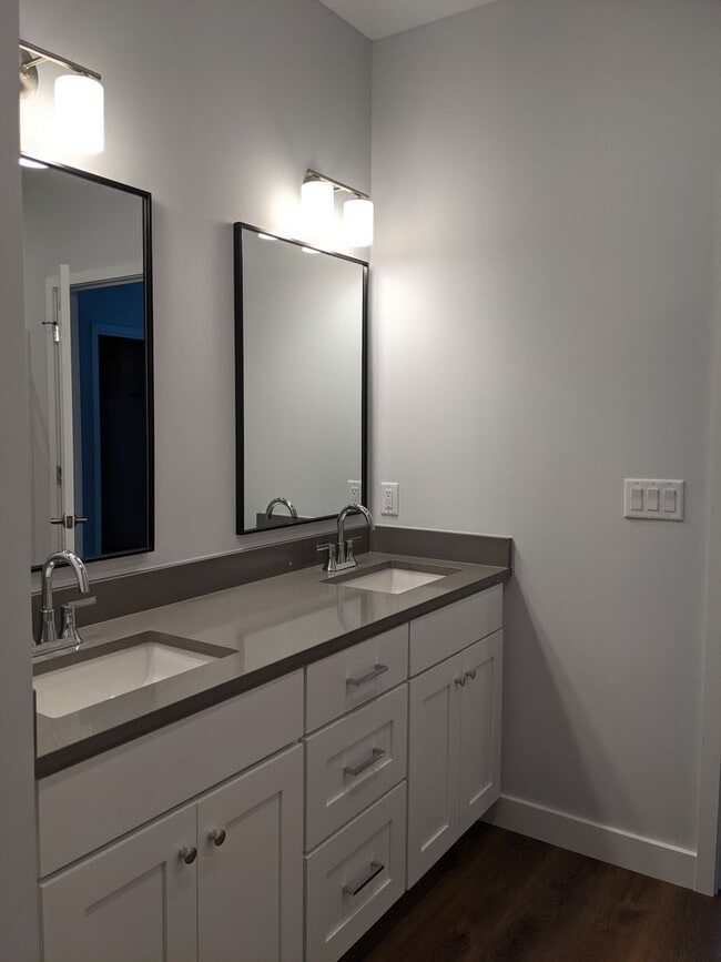 Photo - Black Mountain Townhouse Rental