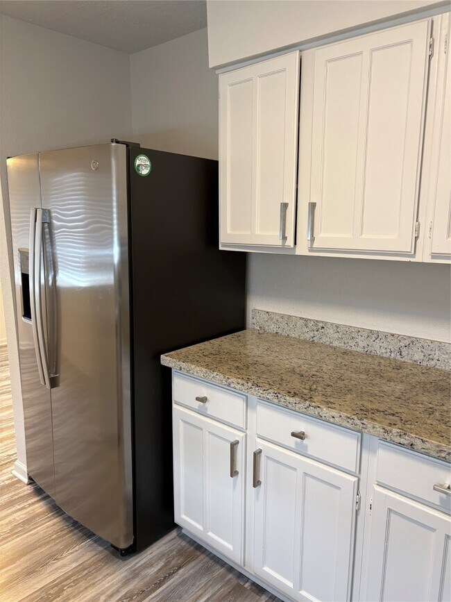 Photo - 4615 Roserock Ln