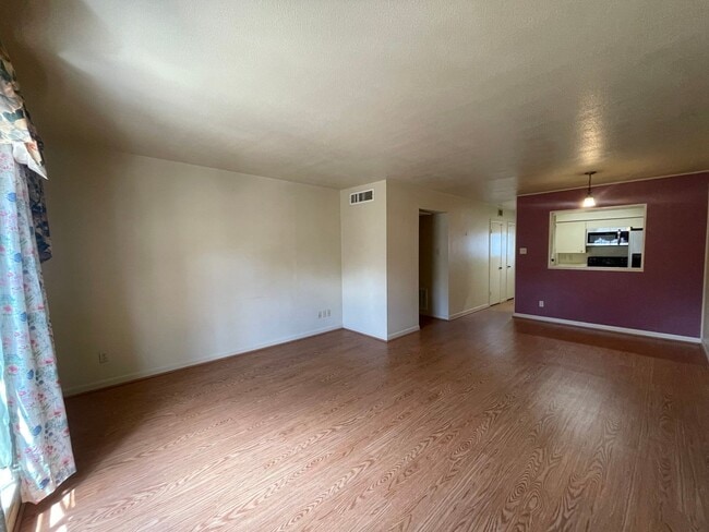 Photo - Cozy Fairfield Oaks Charmer! Move In Ready!