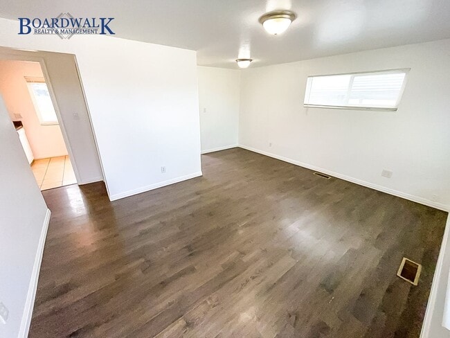 Photo - Charming Brick Rambler