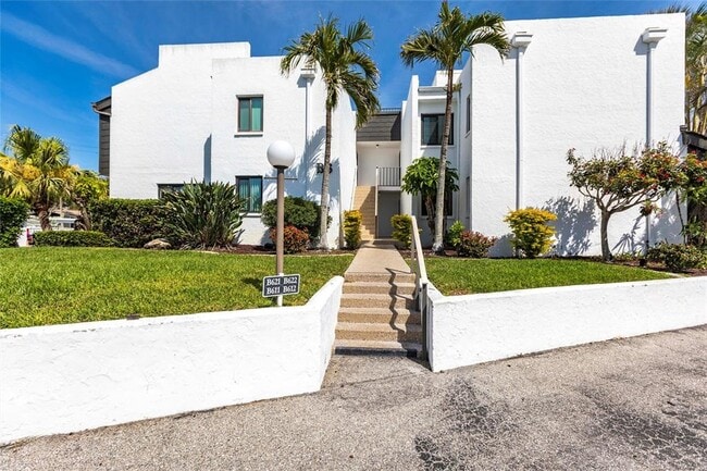 Building Photo - 2955 N Beach Rd Unit B612