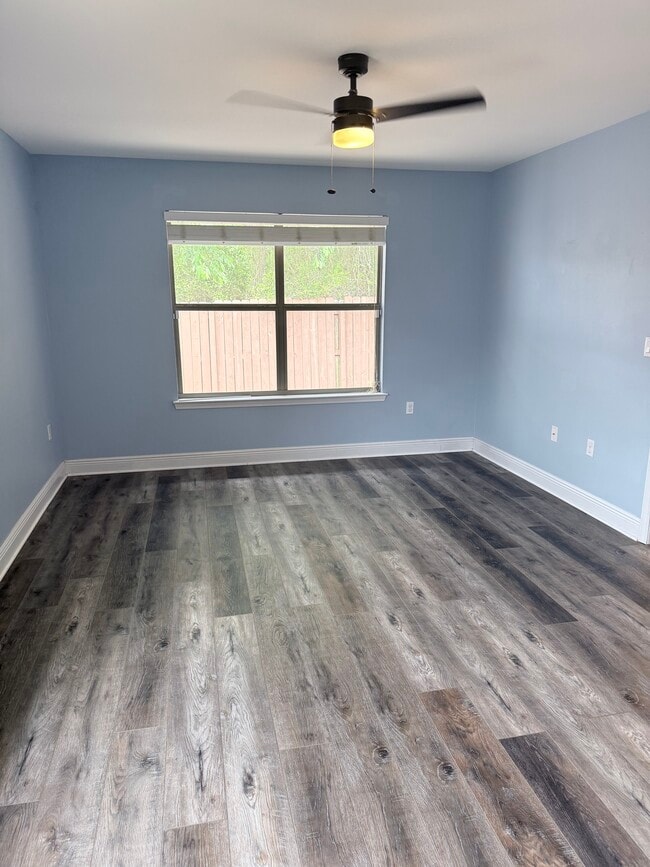 Photo - 1944 Bay Pine Cir